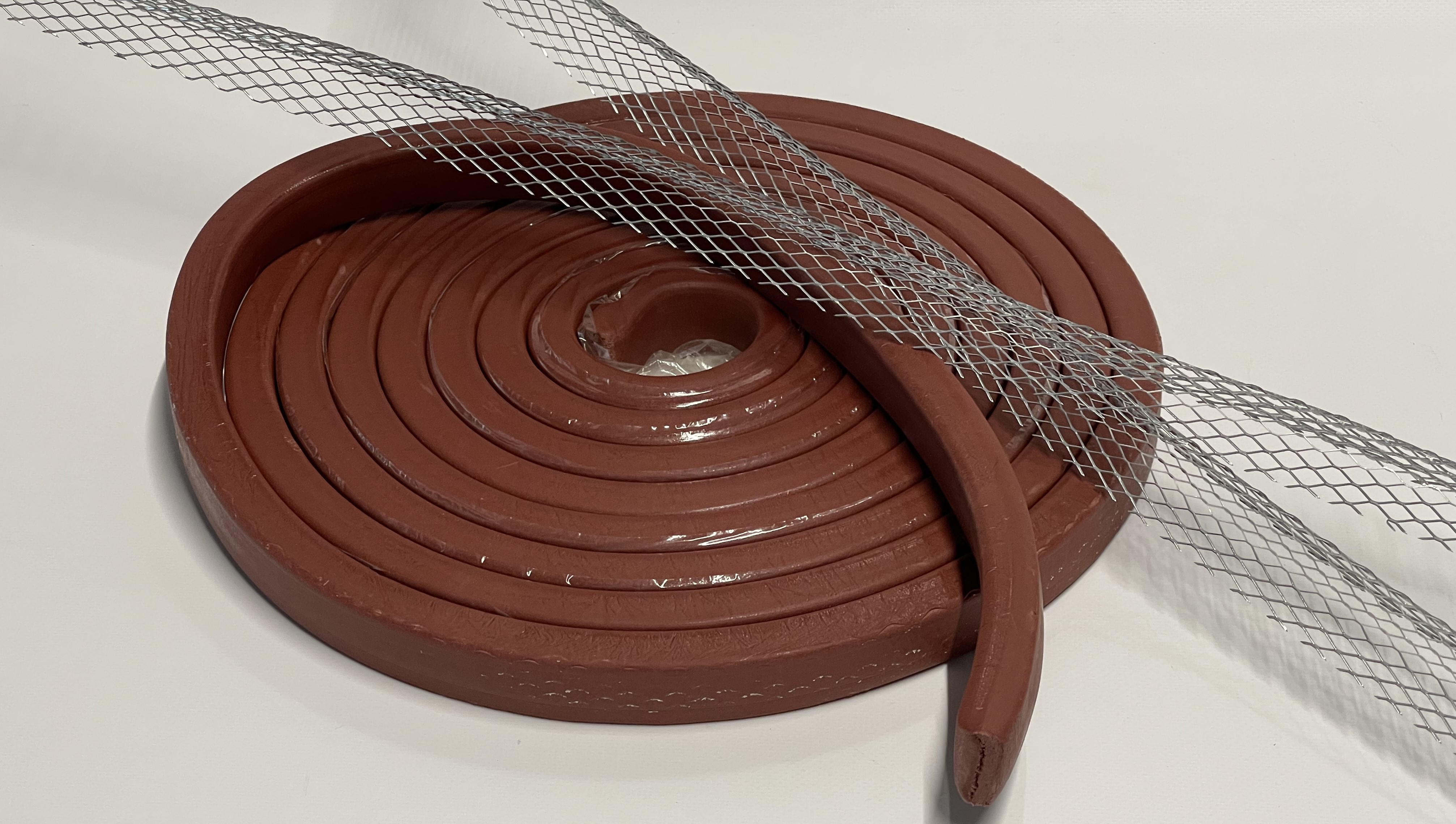 Бентонітовий шнур: технічний аналіз та експеримент