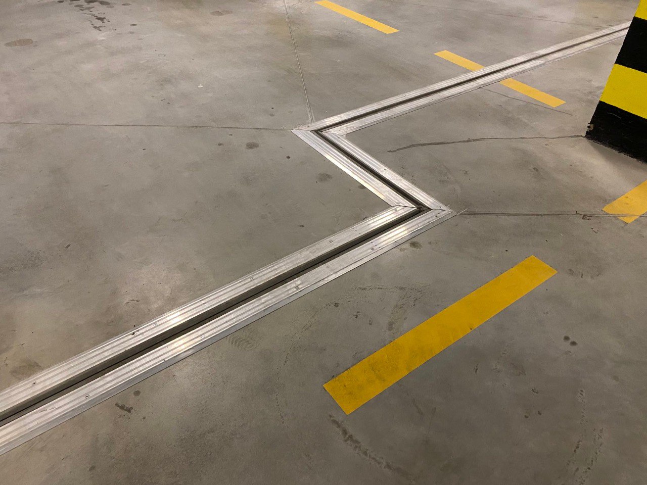 Деформационные швы