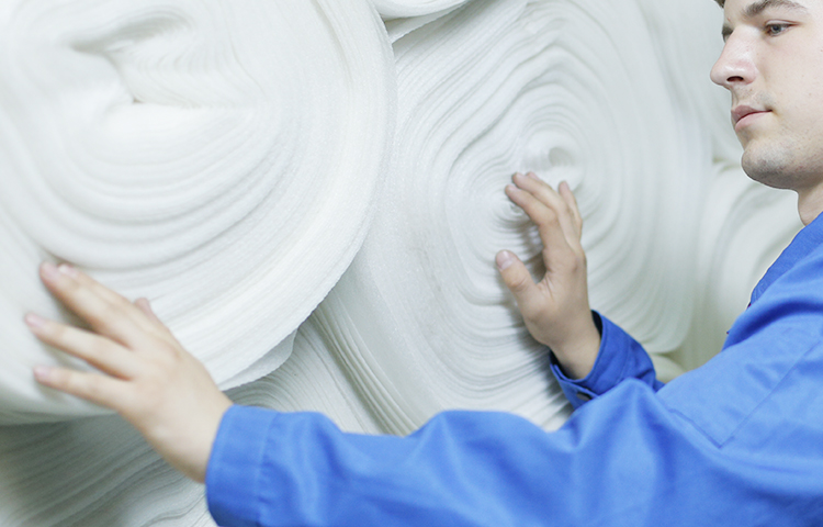 Полиэтиленовое полотно - что представляет собой материал