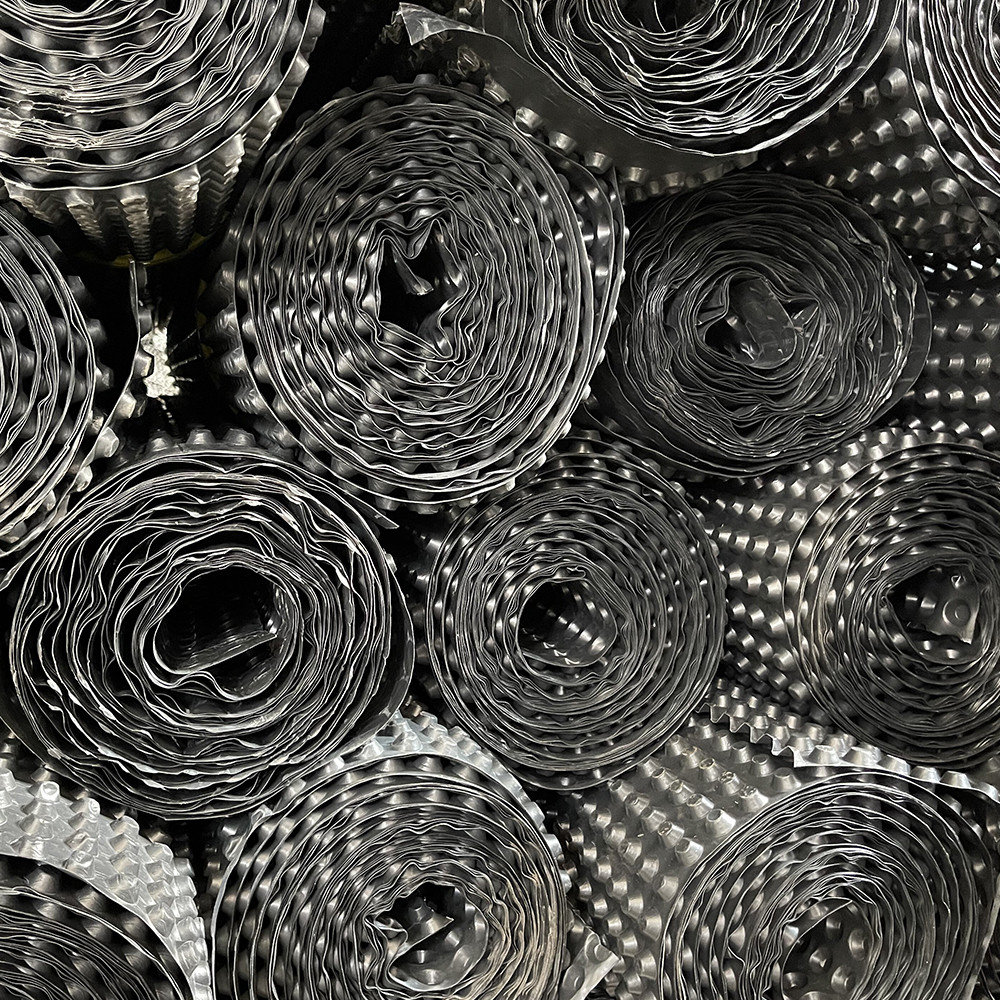 Шиповидная дренажная мембрана 500 гр/м2, 2х20 м, 40 м2